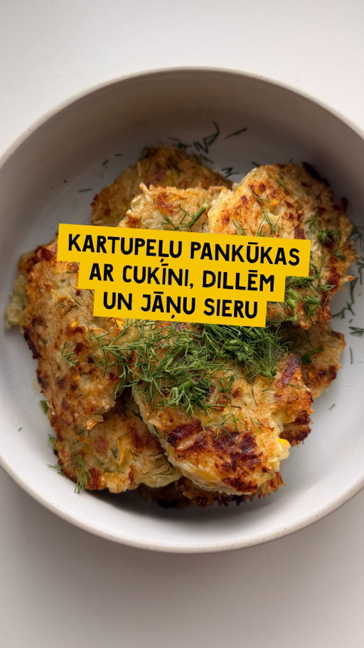 Kartupeļu pankūkas padarīt vēl labākas var tikai Jāņu siers! 🧀

Garda uzkoda, ko likt svētku galdā – kartupeļu pankūkas ar kabačiem (vai cukini) un Jāņu sieru. Sātīgās pankūciņas lieliski garšos kopā ar visiem Jāņu svētku ēdieniem! 🌿