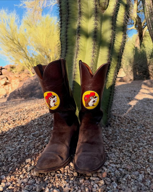 Our first Arizona location is NOW OPEN!

1001 N. Bullard Avenue
Goodyear, AZ 85338

We’re open 24/7/365 and we can’t wait to meet you ♥️
#Bucees #BeaverNuggets #JerkyHeaven #Arizona #Goodyear #RoadTrip #BeaverBeliever