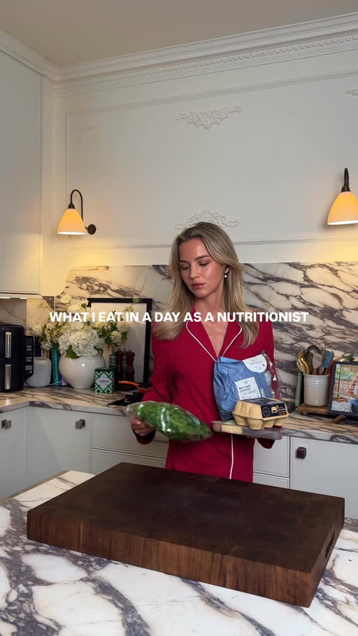 What I eat in a day as a nutritionist  
Ad Come with me for a full day of eats, let me know if you want any of the recipes.  Using my favourite M&S Eat Well products, just follow the flower on pack to spot simple choices that help you build a more balanced plate without overthinking it. 
Breakfast was cacio e pepe scrambled eggs. For the eggs, I lightly toasted the black pepper first, then added the eggs and gently pushed them around to make those soft ribbons. The trick is adding a little splash of water and popping a lid on to steam them at the end. 
For lunch, I made an M&S picky bits salad, which is basically my idea of heaven. Pesto chicken, roasted artichokes, smoky red peppers and all the good bits thrown together. It tastes even better the next day too, so it’s perfect for a prepped lunch, or honestly as part of a BBQ spread when you want something low effort but still really delicious - did you know it’s National Picky Bits Day on the 27th of June. 
Dinner was orange, jalapeño and fennel rice with crispy salmon. Fresh, summery, a little bit spicy and very much the kind of dinner I want when it’s warm outside. You slowly cook the fennel with shallot, garlic and fresh orange until it goes soft and sweet, then serve it with crispy salmon and a creamy feta yoghurt.

#healthyrecipes #whatieatinaday