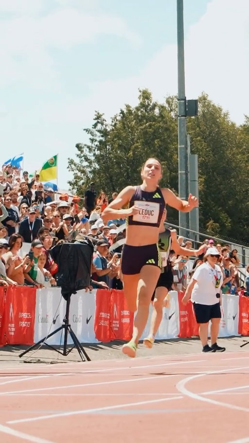 𝗧𝗛𝗘 𝟯𝟳-𝗬𝗘𝗔𝗥 𝗥𝗘𝗖𝗢𝗥𝗗 𝗙𝗔𝗟𝗟𝗦 💥🇨🇦

Audrey Leduc (22.38) shatters the Canadian Championships 200m record, breaking a 37-year-old mark held by Jillian Richardson, while completing the sprint double for the third consecutive year.

A performance written into championship history.

🎥: @archivekaze
—

𝗟𝗘 𝗥𝗘𝗖𝗢𝗥𝗗 𝗗𝗘 𝟯𝟳 𝗔𝗡𝗦 𝗧𝗢𝗠𝗕𝗘 💥🇨🇦

Audrey Leduc pulvérise le record des Championnats canadiens du 200m, un record vieux de 37 ans détenu par Jillian Richardson, tout en réalisant le doublé du sprint pour une troisième année consécutive.

Une performance qui entre dans l’histoire des Championnats.