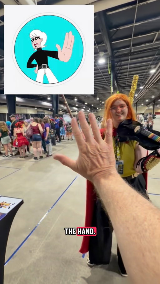 @mysticcharisma plays something FABULOUS for #BobbiFabulous himself @carlosalazraqui #doofenshmirtz PhineasAndFerb #Disney