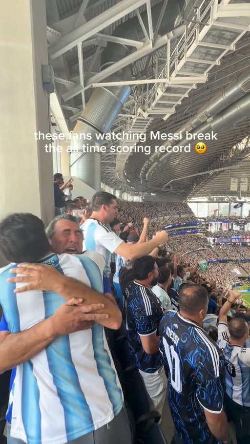 can’t believe we got to witness history in person with our own eyes 

#messi #argentina