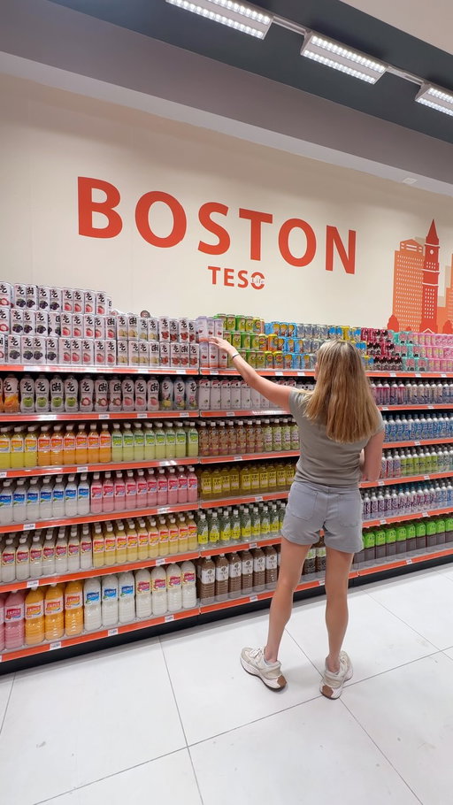 NEW in Boston an Asian store filled with everything you didn’t even know you needed… 

✨⁠ Grand Opening Event [June 26 - June 28]:✨⁠
Free Monkey Fan w/ Any Purchase⁠
Free Monkey Fan + Snack Bag when you spend $50+⁠
Free Monkey Fan, Monkey Keychain + Surprise Gift Bag when you spend $100+⁠
⁠
⭐ Hours: Mon-Sun; 11AM - 9PM⁠
📍459 Washington St Boston MA 02111⁠

#makebostonhome #newstoreopeningboston #TESOLife #TESOLifeBoston #tesolifepaidpartnership