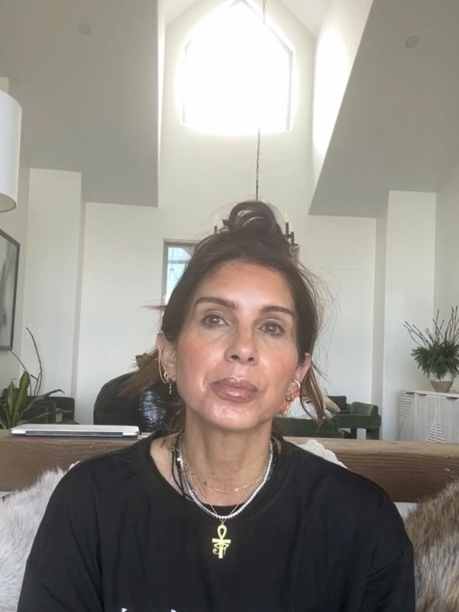 Full video of EPISODE 1 of my “Bird On A Branch” video podcast, on Vital Treasures YT channel now!! Please subscribe so much to come! 🔗 in bio 🫶🏽
Listen, healing has to start somewhere. And whether you found this mid way through  own journey or just need to start somewhere, we all have been through things we don’t talk about. Here is a great place to begin. We’re all just birds learning to trust our wings again. Some days you fly, some days you rest on the branch. This podcast is for both. No matter what; learning to trust yourself & the process of life is needed. On Bird on a Branch, I share my own lived experiences, the trauma, the lessons, the tools that helped me find my way back to myself, so you can feel a little less alone in yours. Every episode is a real, unfiltered conversation meant to help you feel seen, validated, show up better for yourself & in relationships and walk away with something you can use. Come as you are.

#traumarecovery #personaldevelopment #healing #mentalhealth #innerchild