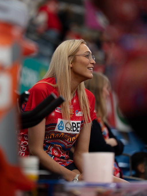 Whether she was cheering from the sidelines or shooting supershots, Helen kept her vision clear with glasses and contact lenses from @specsaversaustralia this season. 👓
 
T&Cs apply. Always read the label and follow the directions for use.