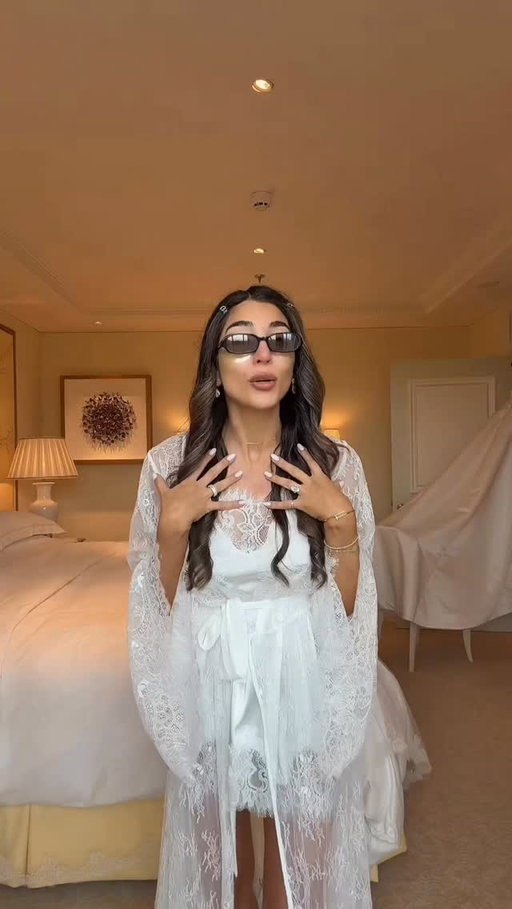 dress reveal 🤍👰‍♀️