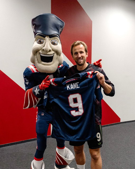 Welcome to the home of the Patriots, @harrykane! Good luck the rest of the way in the @fifaworldcup ⚽️