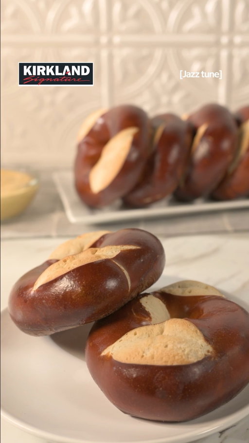 These new pretzel bagels are rolling into the Costco Bakery! 🥨🥯