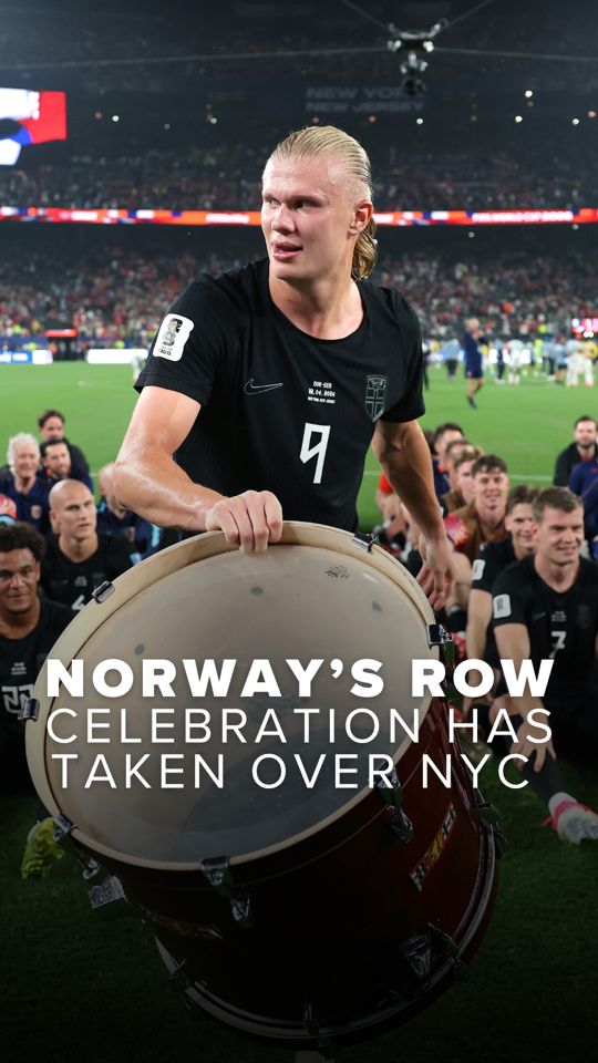 Norway celebrated their World Cup win over Senegal by doing the Viking Row ⚽️
 
Norwegians flooded NYC and even taught Senegal fans their celebration.