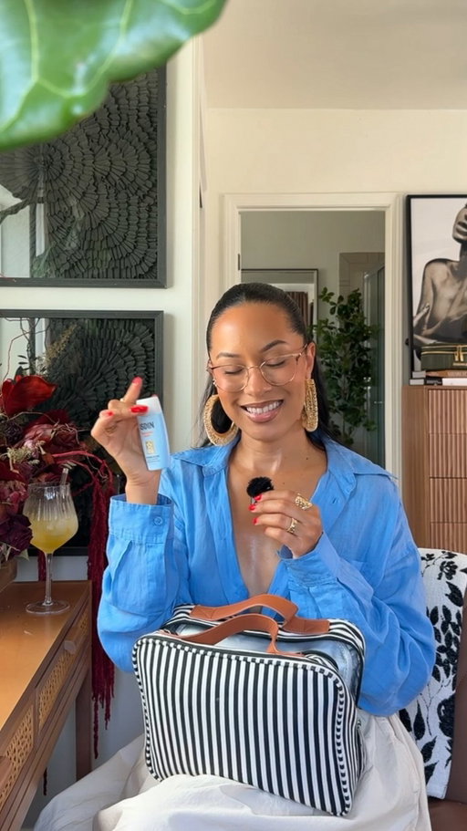 getting ready for Pilates just became my favorite part of my day... @isdinusa’s Fusion Water Magic sunscreen has me covered. Shop it on Amazon! #ISDINPartner
#ISDINGetItOn #dayinmylife