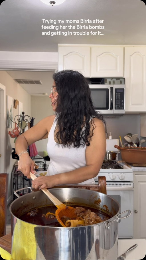 Yes I’m 27 and I still get yelled at…. 
 If you want more info on the ingredients in the recipes, it’s on the previous videos before this one.

Pots are from @princesshouseinc 

#mom #momanddaughter #tastetest #momscooking #birria
