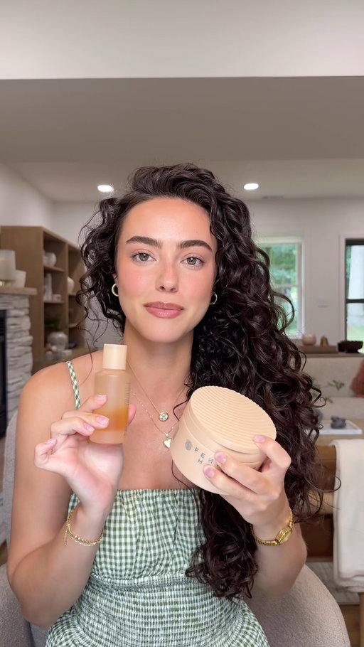 Curls out all summer long with @fentyhair ✨
Products:
🤍 Homecurl Curl-Defining Cream
🤍 The Flashy One 9-in-1 Treatment Oil
#FentyHairPartner #FentyHair #CurlsOutSummer #CurlyHair #SummerHair