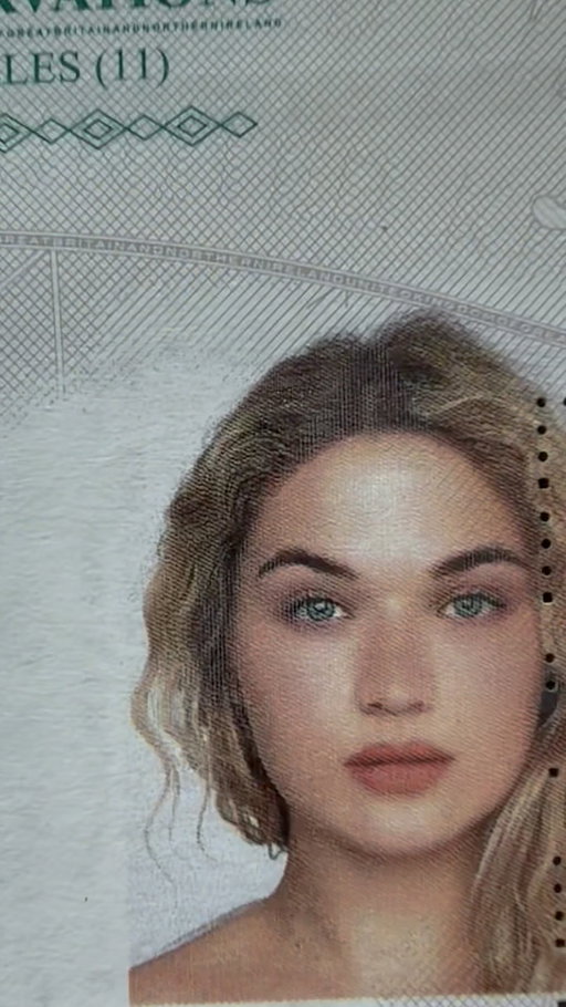 DID I WIN?! They always make a point of telling me how good of a photo it is which gives me conflicting emoshees #passportphoto