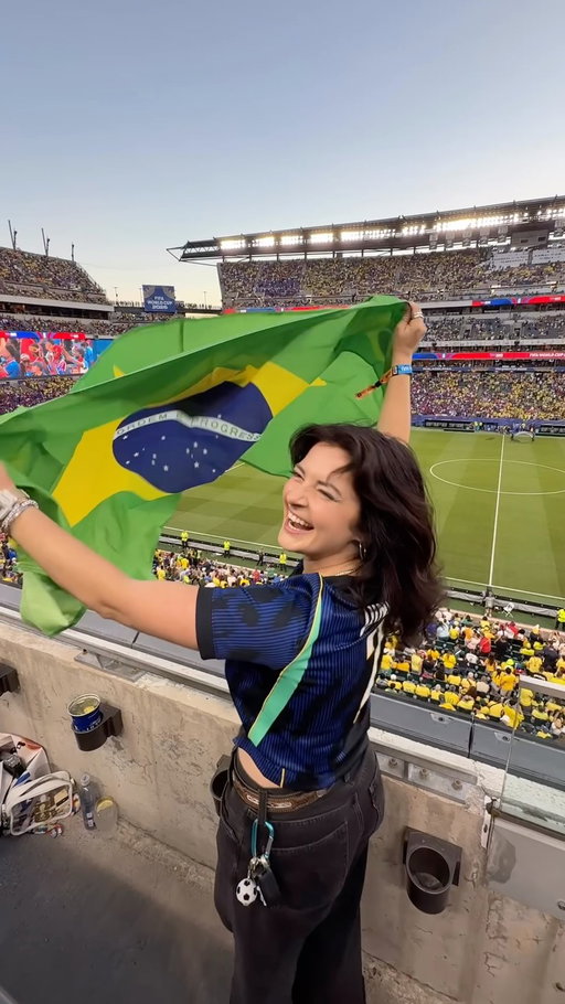 we are brasil fans in this house 🇧🇷🙂‍↕️⚽️ WORLD CUP BABY!!!!!