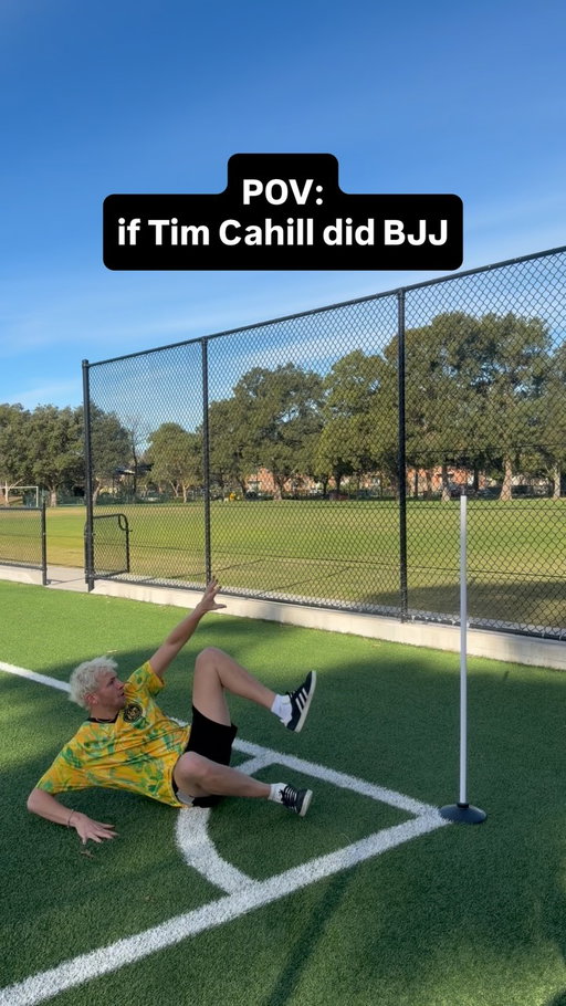 He had the corner flag in a chokehold 🤣
#aussie #bjj #fifa #soccer #worldcup