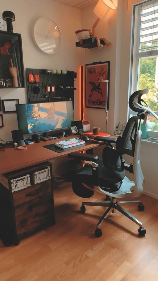 I’ve spent years turning this room into a workspace I actually enjoy being in.😮‍💨

A good chair makes more of a difference than I thought, especially when you spend hours editing, answering emails or just sitting at your desk. 🪑🧑‍💻
 The E3 Pro Ergonomic Office Chair from @hbada_official has been a really nice addition to the setup and my back definitely approves.

If you’re looking to upgrade your workspace, I’ve added the link to my bio and there’s a discount code available as well 👀

.
.
.
.
.
.
.
.
.
.

#HBADAE32026 #HBADA #ErgonomicChair #homeofficeaesthetic #workspaceinspo 

—- AD

home office aesthetic, ergonomic office chair, E3 Pro Ergonomic Office Chair, workspace inspiration, office setup upgrade, comfortable workspace, home office decor, workspace styling ideas, productivity setup, office chair setup, ergonomic workspace, desk setup aesthetic, modern home office, cozy workspace inspiration, office design inspiration
