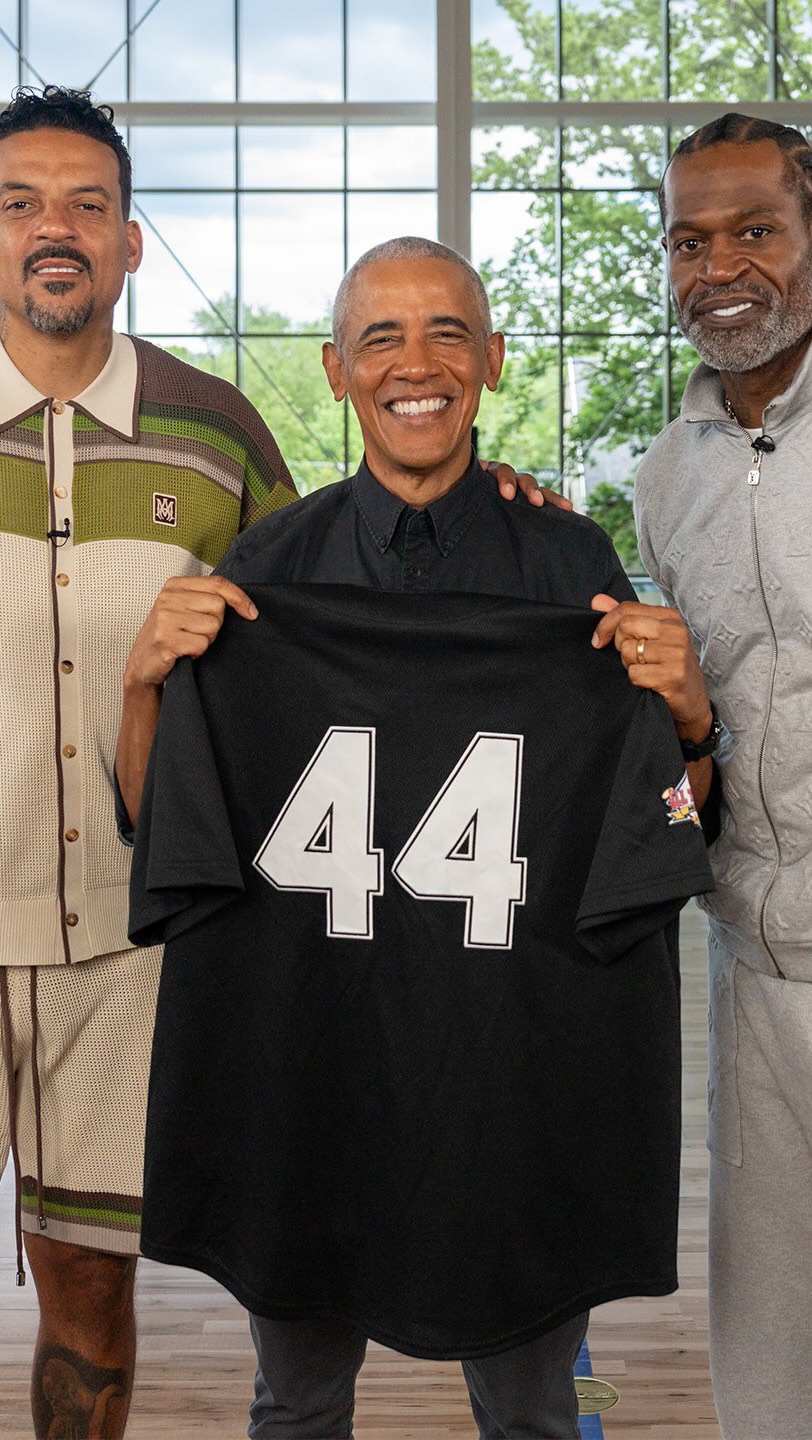 It was great catching up with @Matt_Barnes9 and @_stak5_ on Home Court at the Obama Presidential Center. We spoke about the game we love, what it means to open the Center in Chicago, and why understanding our history is so important for navigating the world today. We had a lot of fun—check out our conversation on @AllTheSmoke at the link in my bio.
