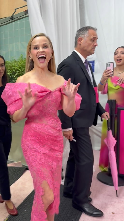 @reesewitherspoon arrives at the premiere of @elleonprime in NYC 6/23/26!💖🎀

#elleonprime #reesewitherspoon #legallyblonde #redcarpet #ellewoods