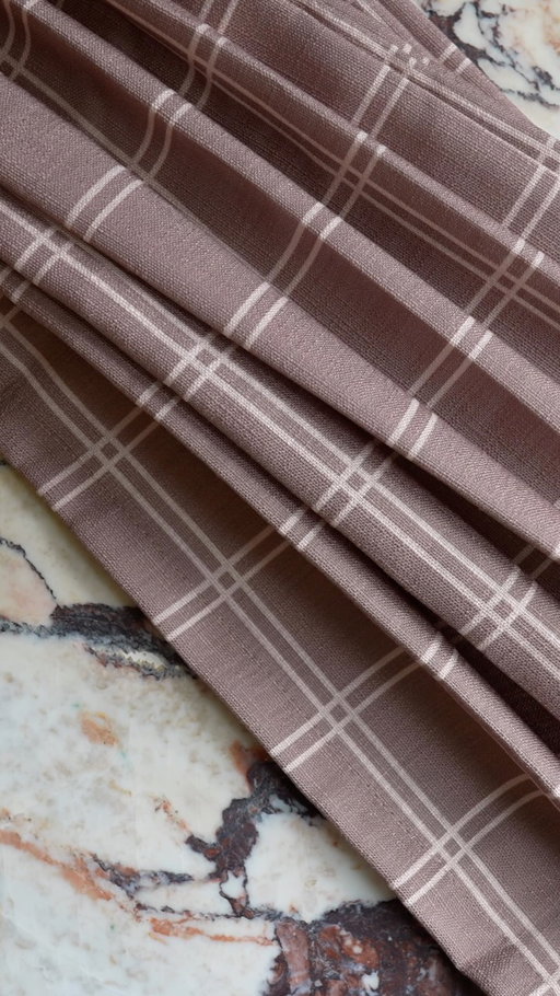 🤎 Be sure to check out @twopagescurtains for a all your curtain, blinds, and pillow needs! Head to their website (link in bio) for a summer refresh #twopageshome #twopagescurtains