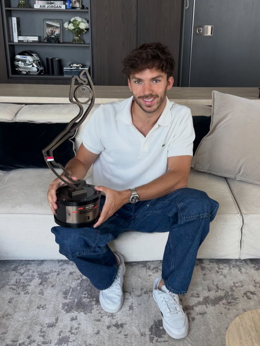 Monaco trophy found its way home!!!🏆😁 happyyyy day, happy life!!