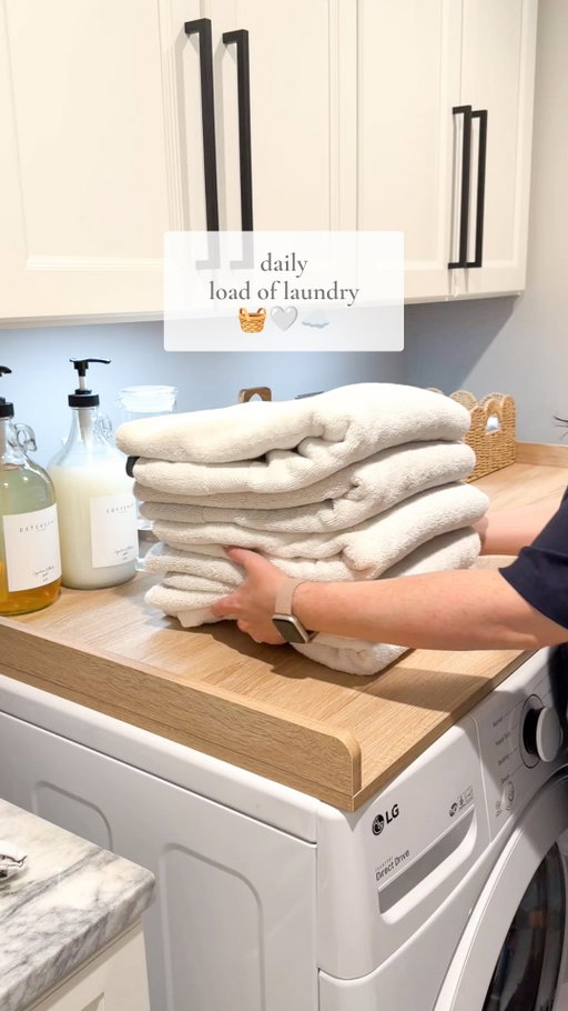 Daily laundry 🧺🤍 #laundry #laundryroom #dailylaundry #laundryroutine #laundryday