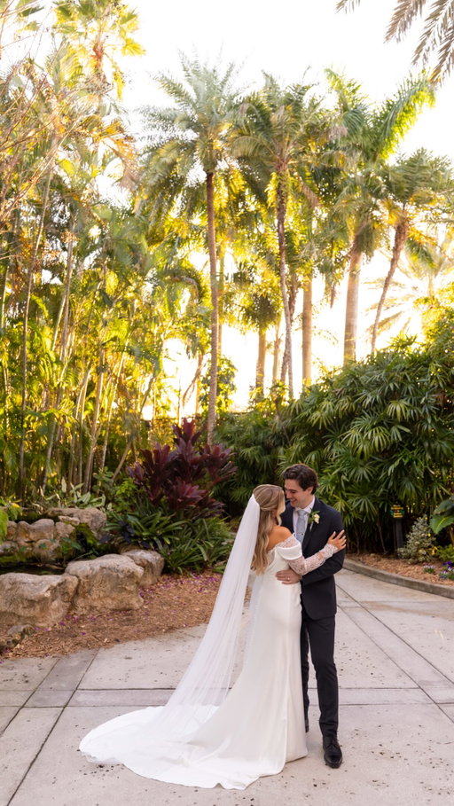 prime day sales for the brides! 💍👰🏼‍♀️ the fastest way to blow your wedding budget? paying full price for everything 💸 

prime day isn’t going to magically make weddings affordable, but if you’re already buying these items, you might as well save where you can 🤍 here are the deals i think brides should know about! COMMENT LINKS + I’ll send you the deals! #primedaydeals #2026bride #weddingtips