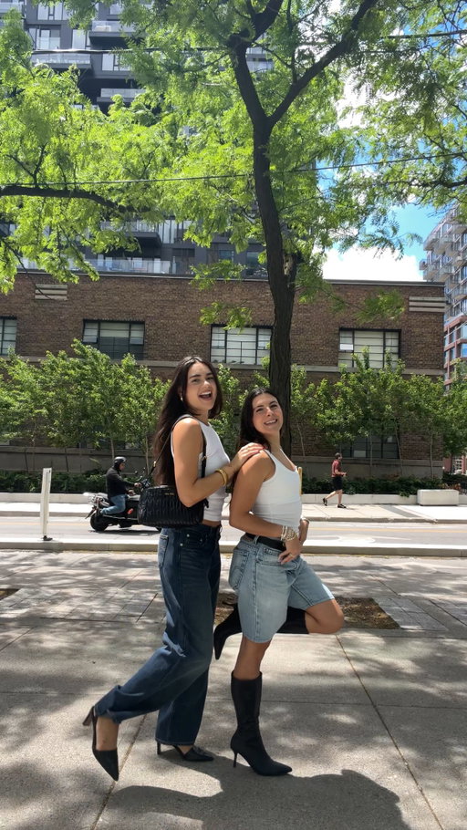 we only get 3 months of summer!! let’s gooo #torontosummer #toronto