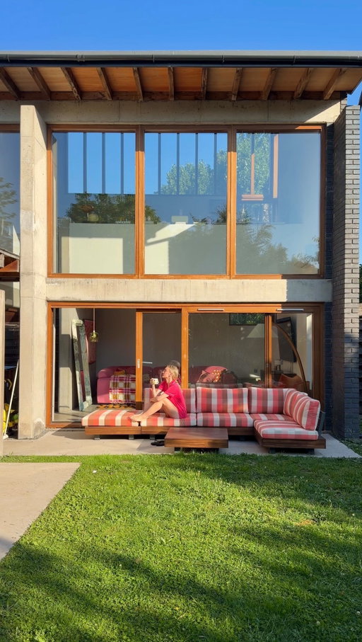 I really am just a morning person but waking up to my home looking like this sure does help ✨💌🌞🏖️

#colourfulhome #apartmenttherapy #morningroutine #londonhomes