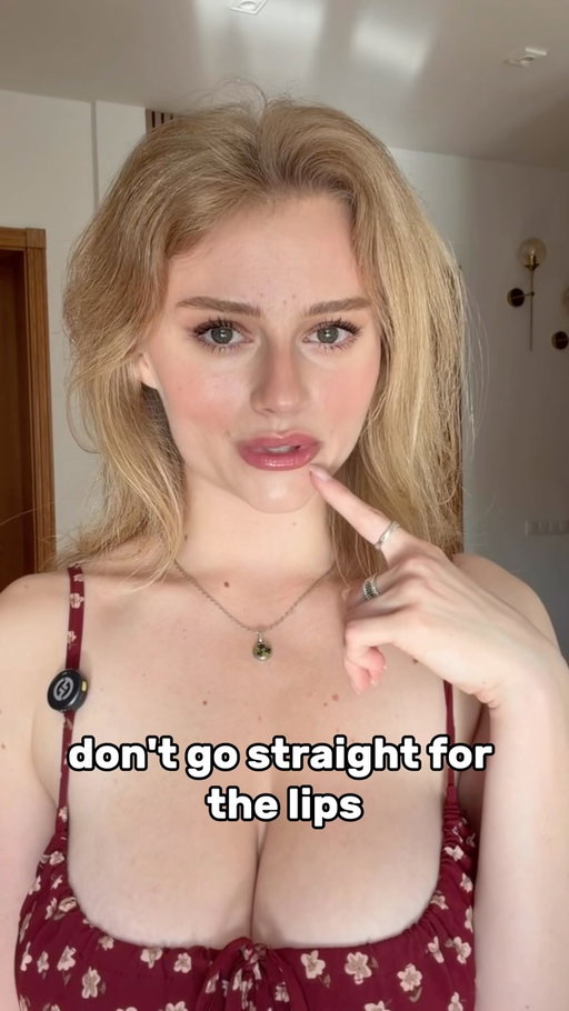 90% of men kiss wrong, and she remembers every time. here’s the fix, coming from a woman.

it’s not technique. it’s tension. slow down, pause before, and pull back first.

#datingadvice #datingadviceformen #attraction #howtokiss