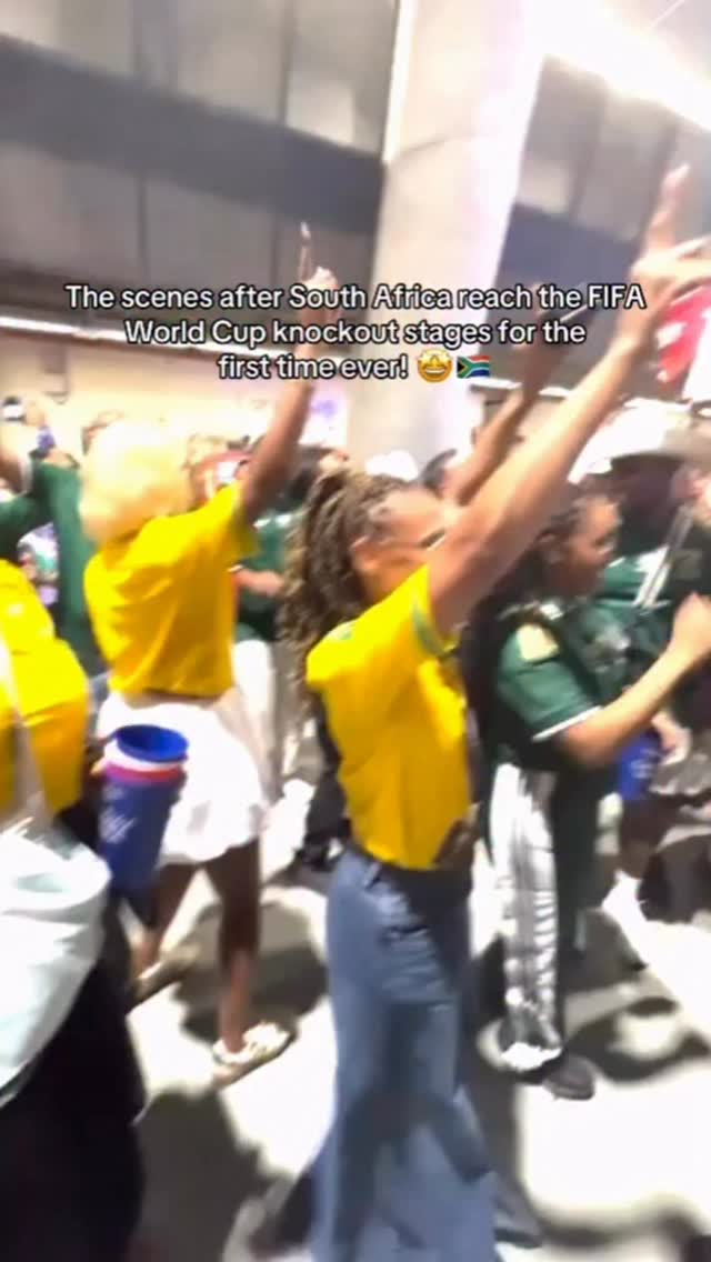 The scenes as South Africa reach the knockout stages of the @FIFAWorldCup for the first time ever! 🤩🇿🇦