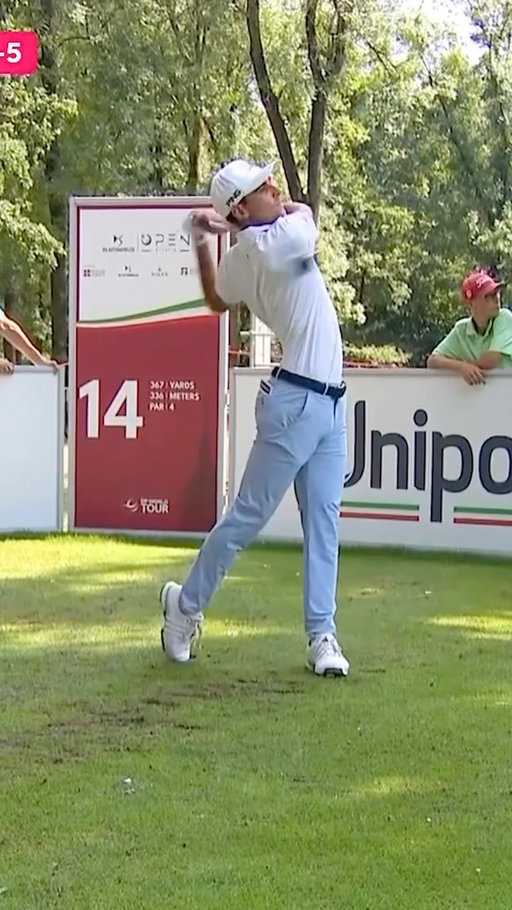 Joaquin Niemann tries to hit the green at the 367 yard par four 14th 🚀😳
#ItalianOpen