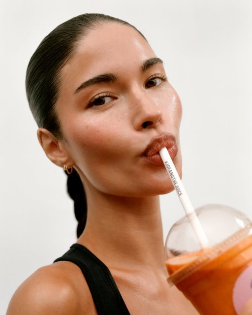 Meet the D.Y.S. by Aisha Potter 🥕 Inspired by her daily beauty rituals, glow and everyday routines. A fresh carrot-based summer juice made with carrots, celery, pineapple, lemon and ginger. In stores now 🌍