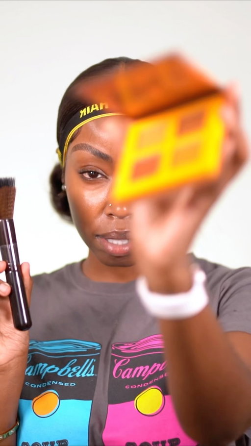 All I need is a pencil and a pad🖌️🎨
•
•
#makeuptransitions #reeltransition