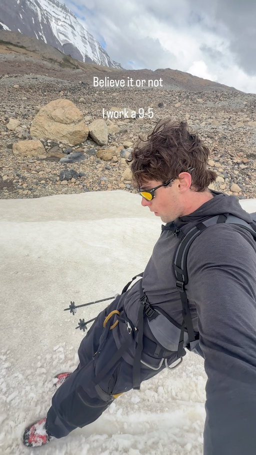 You can still lifemaxx with a 9-5 twin 

#mountains #lifemaxx #9to5 #hiking