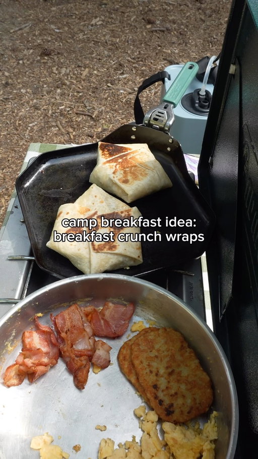 Breakfast crunchwraps might be my favorite camping breakfast. 🥓🌯
Crispy on the outside, packed with bacon, eggs, cheese, and hash browns, and surprisingly easy to make at camp. These are definitely going to be on repeat all summer!