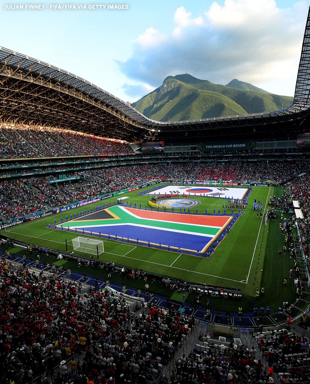 Monterrey’s stadium hosting the South Africa vs. Korea Republic World Cup game. Simply stunning photos 📸

(via Julian Finney - FIFA/FIFA via Getty Images, David Ramos/Getty Images, Michael Regan - FIFA/FIFA via Getty Images)