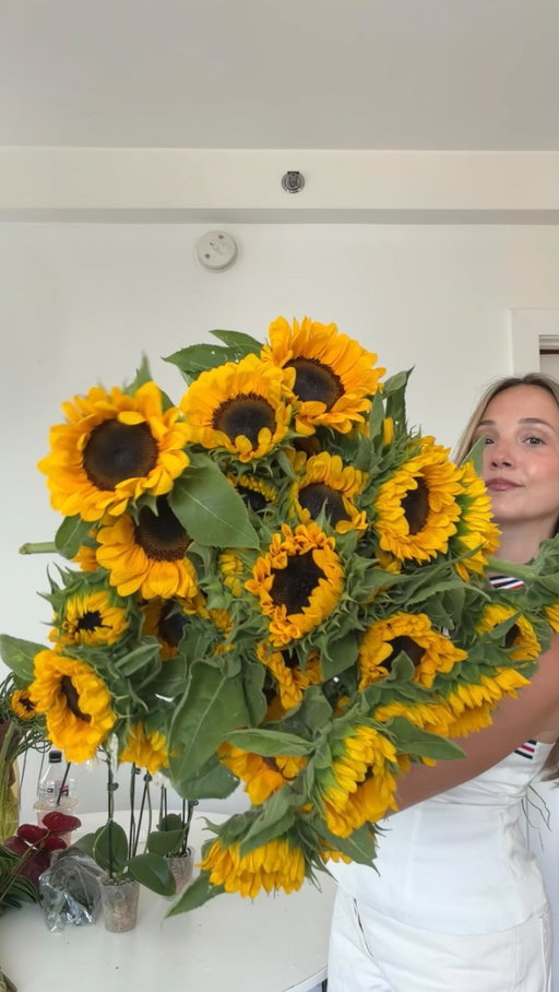 guess the most expensive flower 👀 #flowerhaul #nycflorist #florist