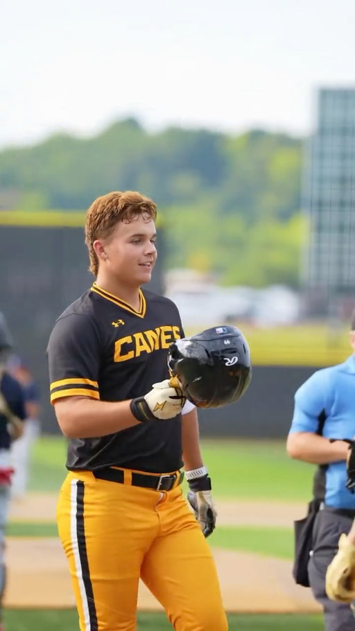Charlie Mccrory sends this one deep! (98EV/ 392FT)

Will be representing @prepbaseballsc at Futures Games in July!