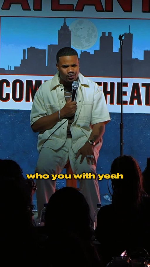 She say they been spending a lot of time together 😭😭😭😭😭 #crowdwork #standupcomedy 

🎥 @dshearesjr @1andrewrose
