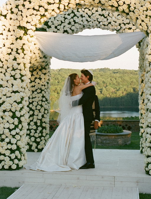 Our ceremony — On Saturday June 13th I came home. Since marrying my best friend, home is no longer a location but wherever we are together. 

Photos by @sammblake & @dear.vincent @joeywillis