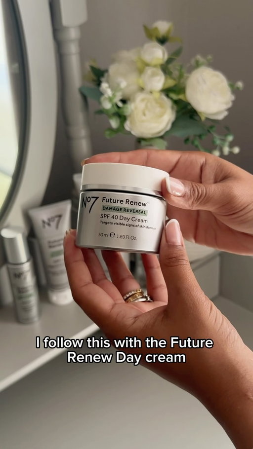 AD | Taking a few minutes for myself before the chaos of the day begins. I’ve been using the No7 Future Renew Serum, powered by No7’s world-first peptide technology and clinically proven to reverse visible signs of skin damage in just 4 weeks. I follow with the Future Renew Day Cream SPF40 for hydrated, brighter-looking skin and daily protection.

#Ad #No7FutureRenew #SkincareRoutine #GlowingSkin #SPF40