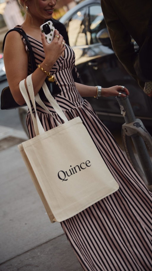**GIVEAWAY CLOSED** 
WINNERS ARE: @daps_makeup @kamelamela @gretchenharple @beautiscute @zoraidasantiago1 

1.5 million of you?! 🥹🫶 We love our Quince community and to say thank you we’re giving FIVE lucky winners a $150 Quince gift card to shop whatever’s been sitting in your cart. 🤍

HOW TO ENTER:
✨ Follow @onequince
✨ Like this post
✨ Tag 3 friends in the comments
✨ Bonus Entry: Share this post to your Story

Good luck! Giveaway starts 6/26/26, closes 7/3/26 at 11:59 PM PT and is open to U.S. residents only. Entries must be received during that period to qualify. Five (5) winners will be randomly selected by @onequince and contacted via Instagram DM.
Each winner will receive one (1) $150 Quince gift card.
#ShopQuince #Giveaway #onequince