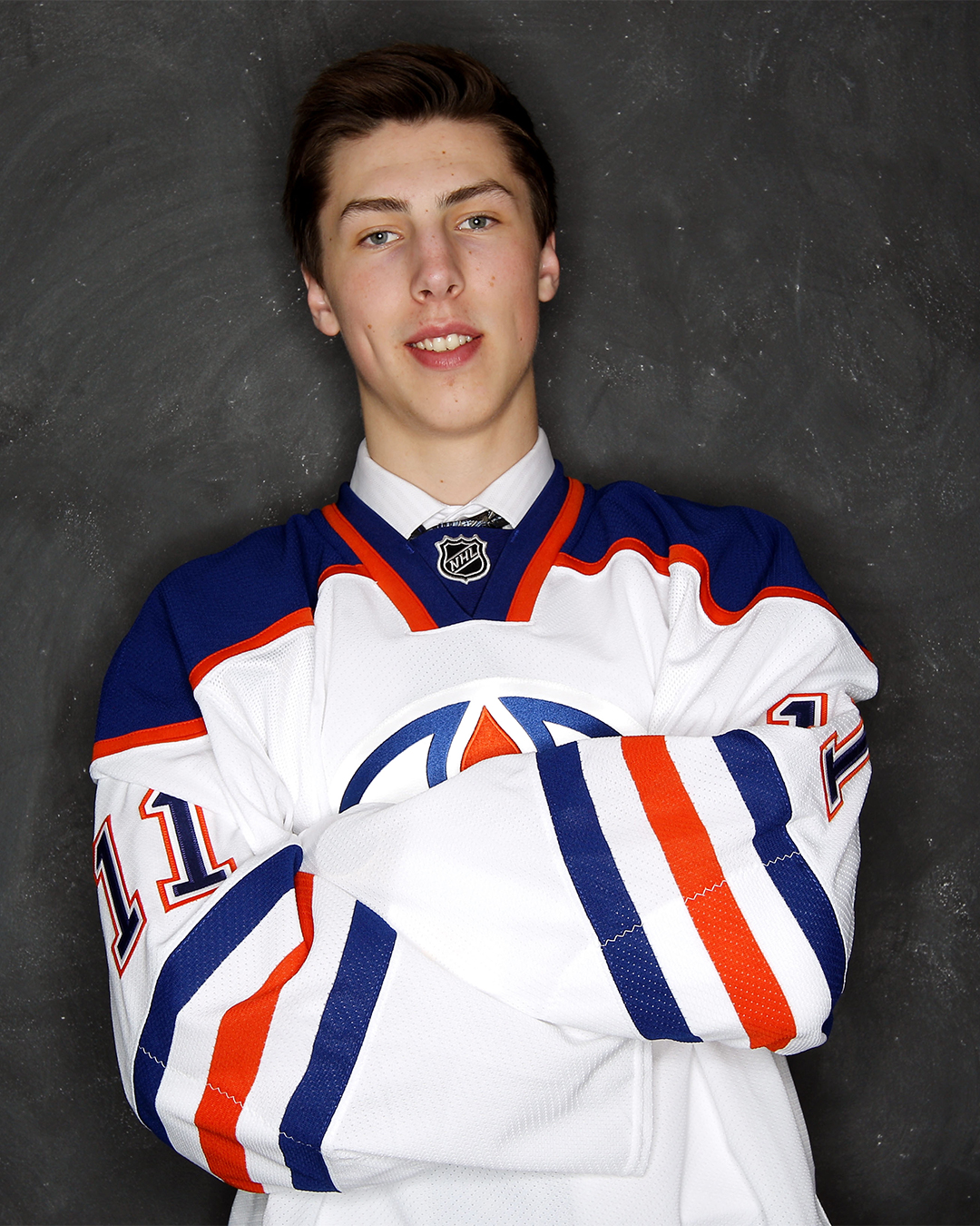 Reminiscing about some of our favourite @NHL Draft portraits 📸 #LetsGoOilers