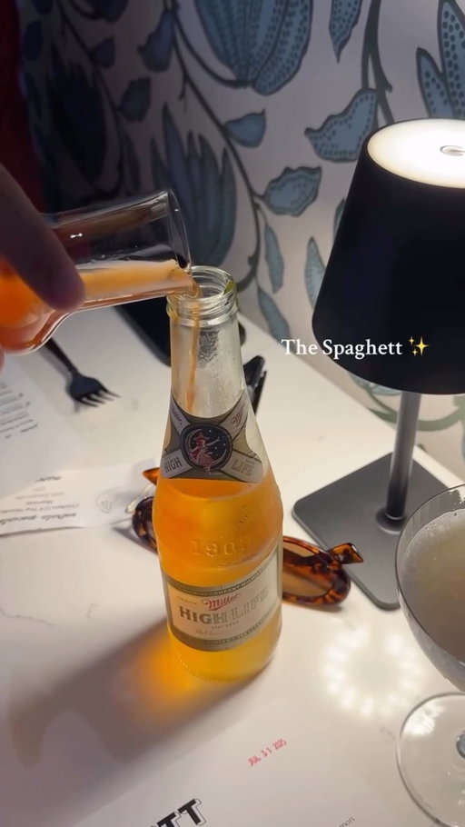 @happyhour.hannah has this weekend looking golden