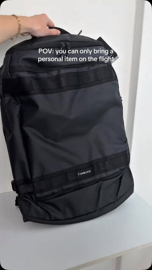 Tons of space, no stress. Stay organized and bring everything you need with our Impulse Travel Backpack. 

🔎 Impulse Travel Backpack in Jet Black