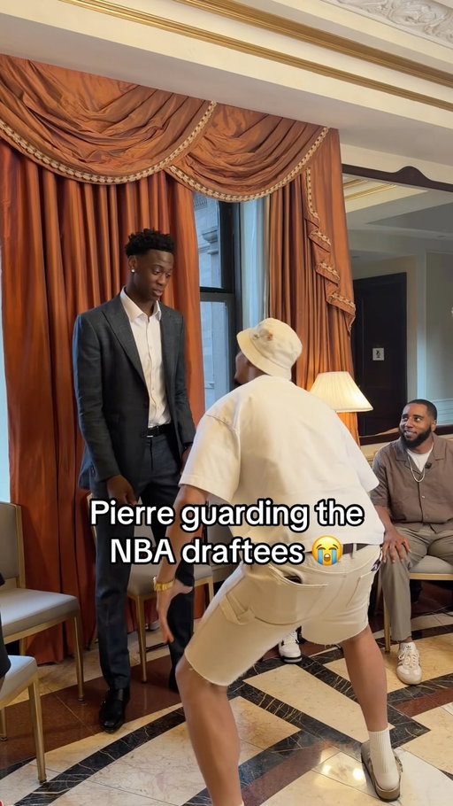 Don’t let P get into that stance 🤣 @peeweedaplug @enjoytdup 

#NBA #ajdybantsa #nbadraft