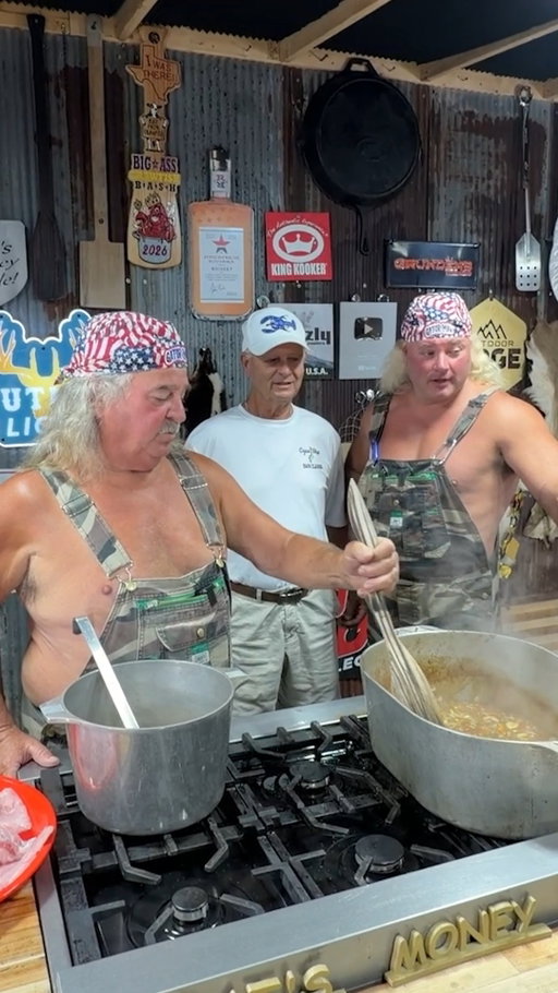 Are boiled peanuts a Cajun thing?