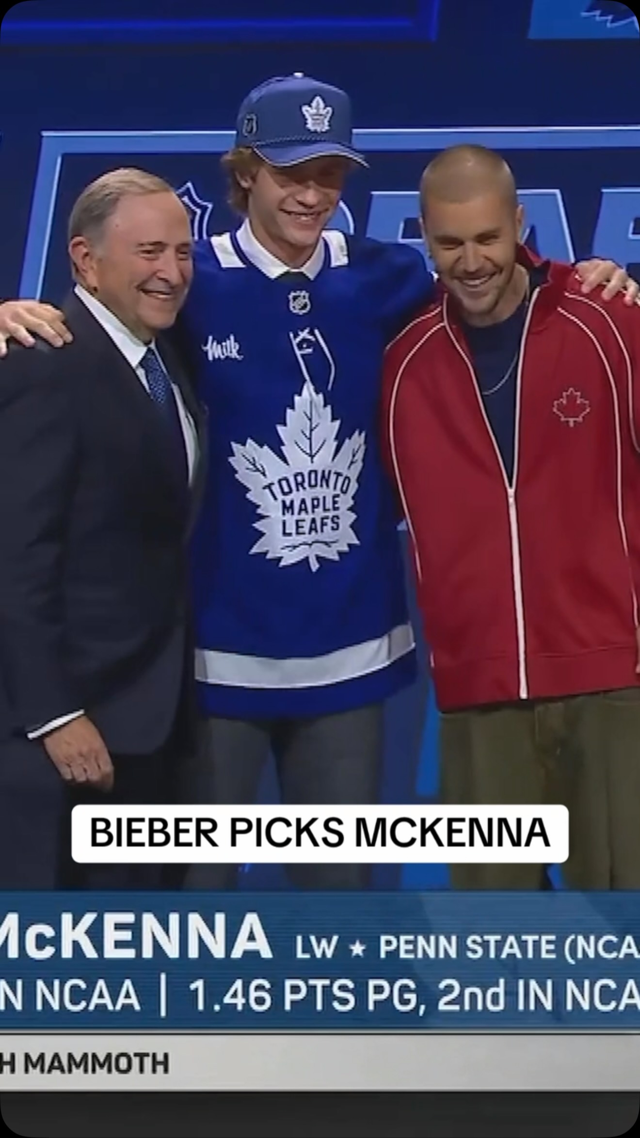 The moment Justin Bieber selected Gavin McKenna first overall for the Toronto Maple Leafs! 🙌

(via @espn)