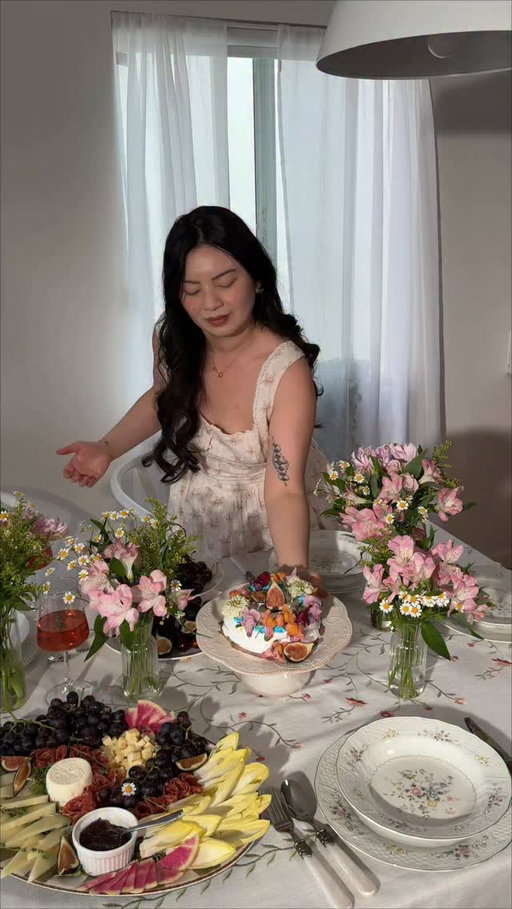 Ice cream cake, but make it whimsical! 

I added edible flowers, fresh fruit, and thyme to turn this Carvel® ice cream cake into the centerpiece of my summer dinner party @loveicecreamcakes . Perfect for National Ice Cream Cake Day! And even better, you can shop on Instacart to have it ready for your next summer get-together. 🍰🌸

#ad #LoveIceCreamCakes  #Carvel®