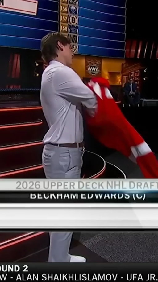 Got loud for Eddy 🐝

#NHLDraft